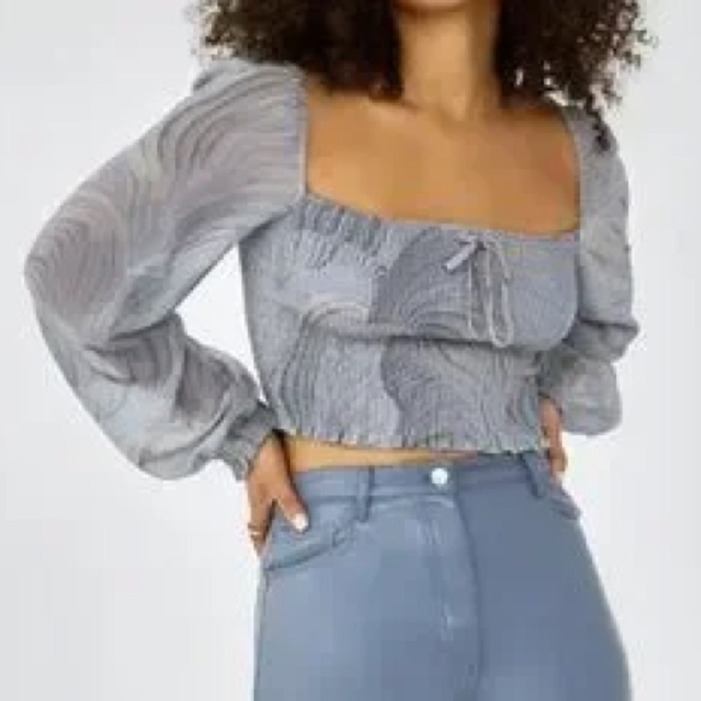 Aritzia Wilfred “saga” blouse